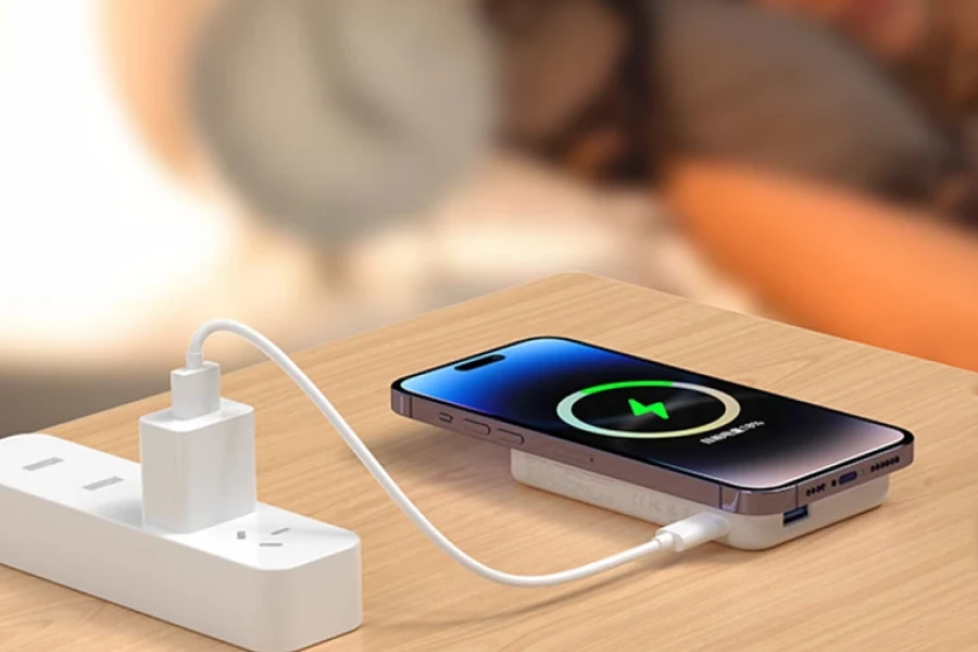 Wireless Power Bank for iPhone